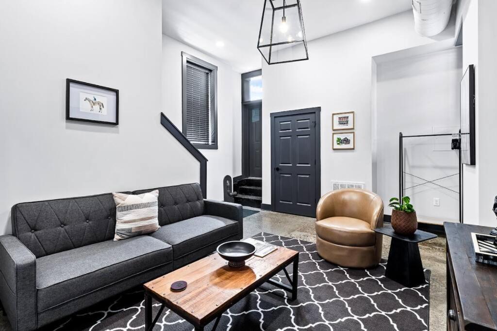 Downtown Kentucky Perfect For Groups Holiday home *